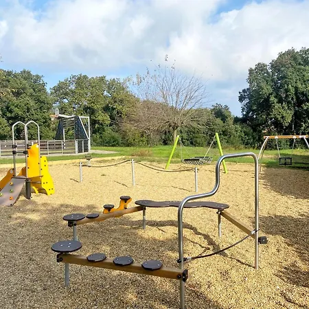 Aldeamento Turístico Vvf Gard